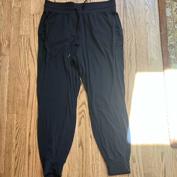 Lululemon Ready to Rulu High-Rise Jogger - Picture 2 of 3